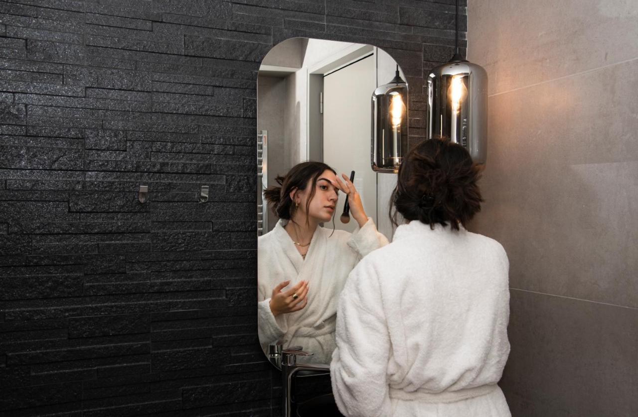 Lux&easy Downtown Apart Otel Atina
